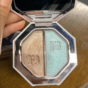 FENTY BEAUTY KILLAWATT highlighter